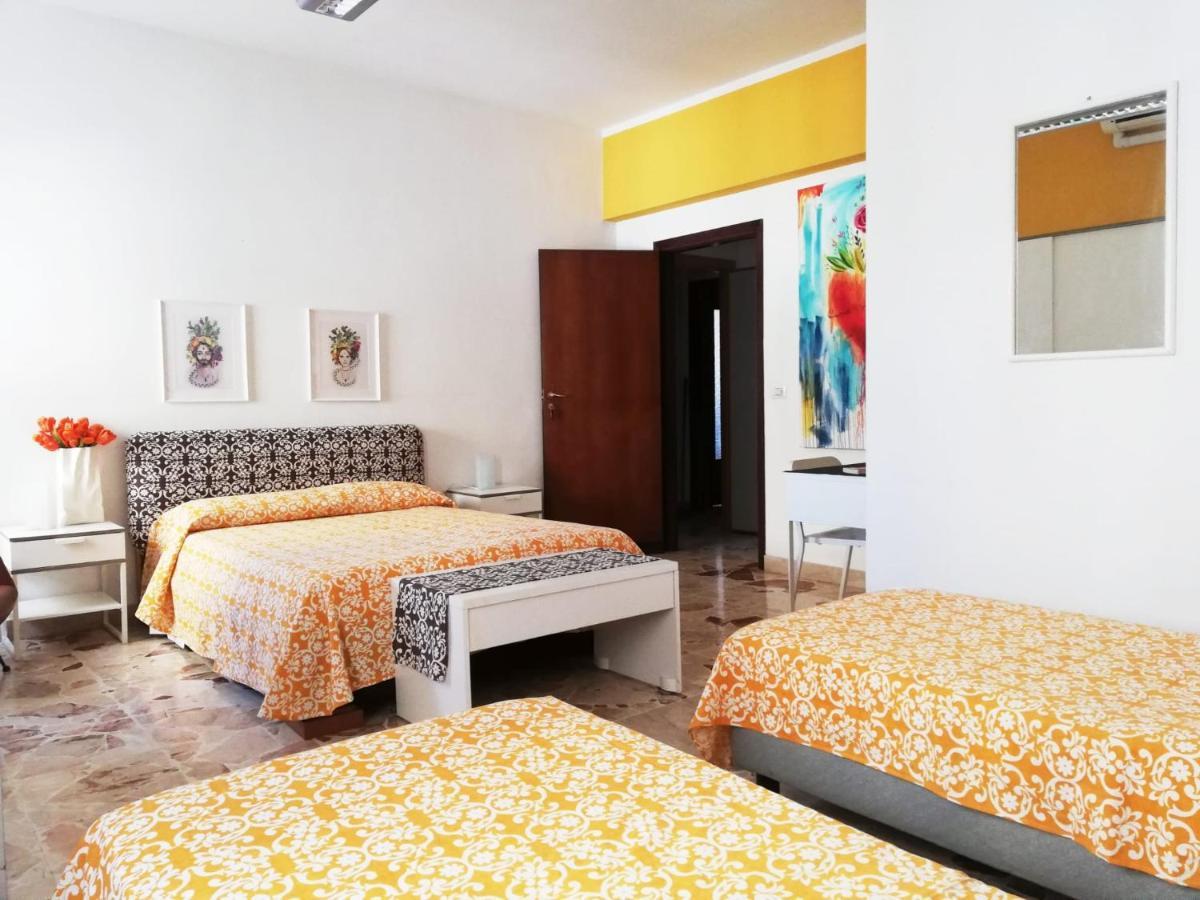 Trinaco B&B カターニア エクステリア 写真